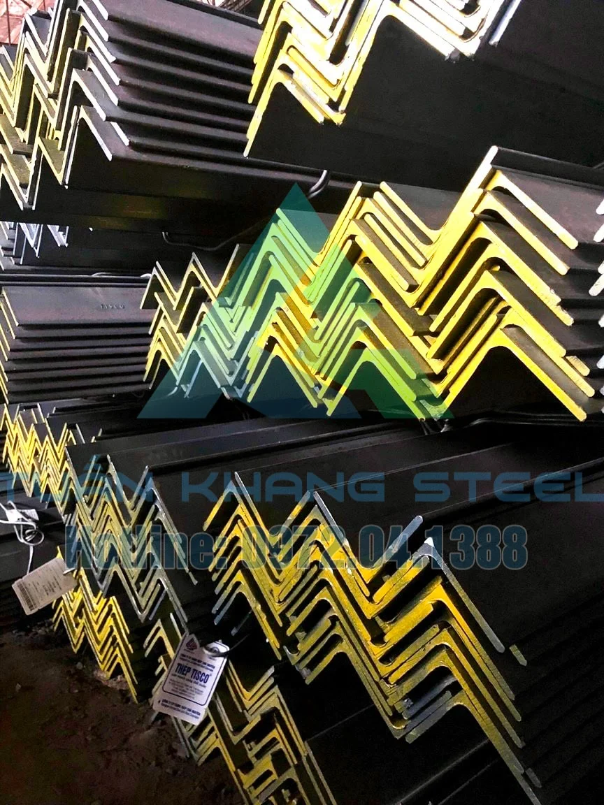 So sánh chi tiết Thép hình góc V(L) đen và mạ kẽm: Ưu nhược điểm & Ứng dụng thực tế