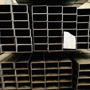 Hộp đen 40 x 80