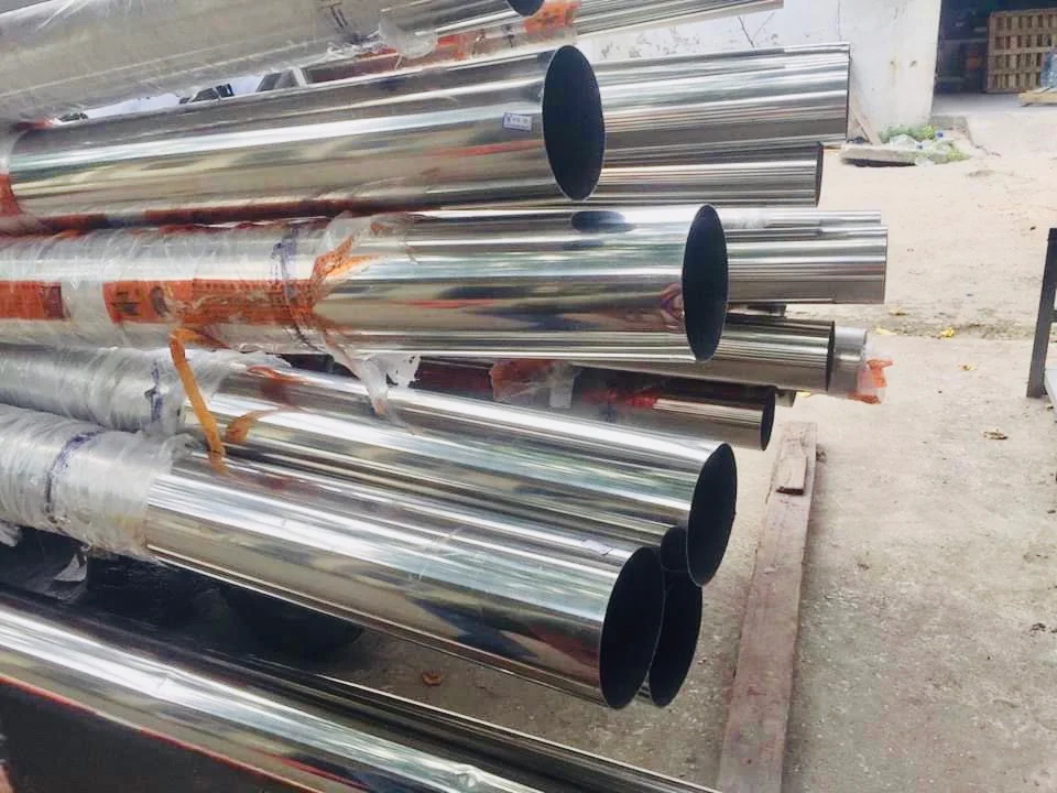 Ống hàn inox DN200