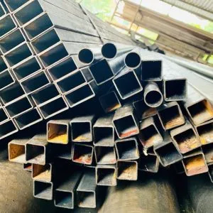 Hộp đen 10 x 30