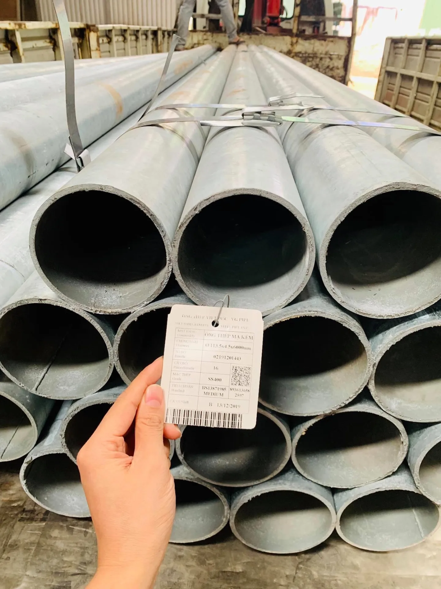 Ống thép mạ kẽm NN Việt Đức
