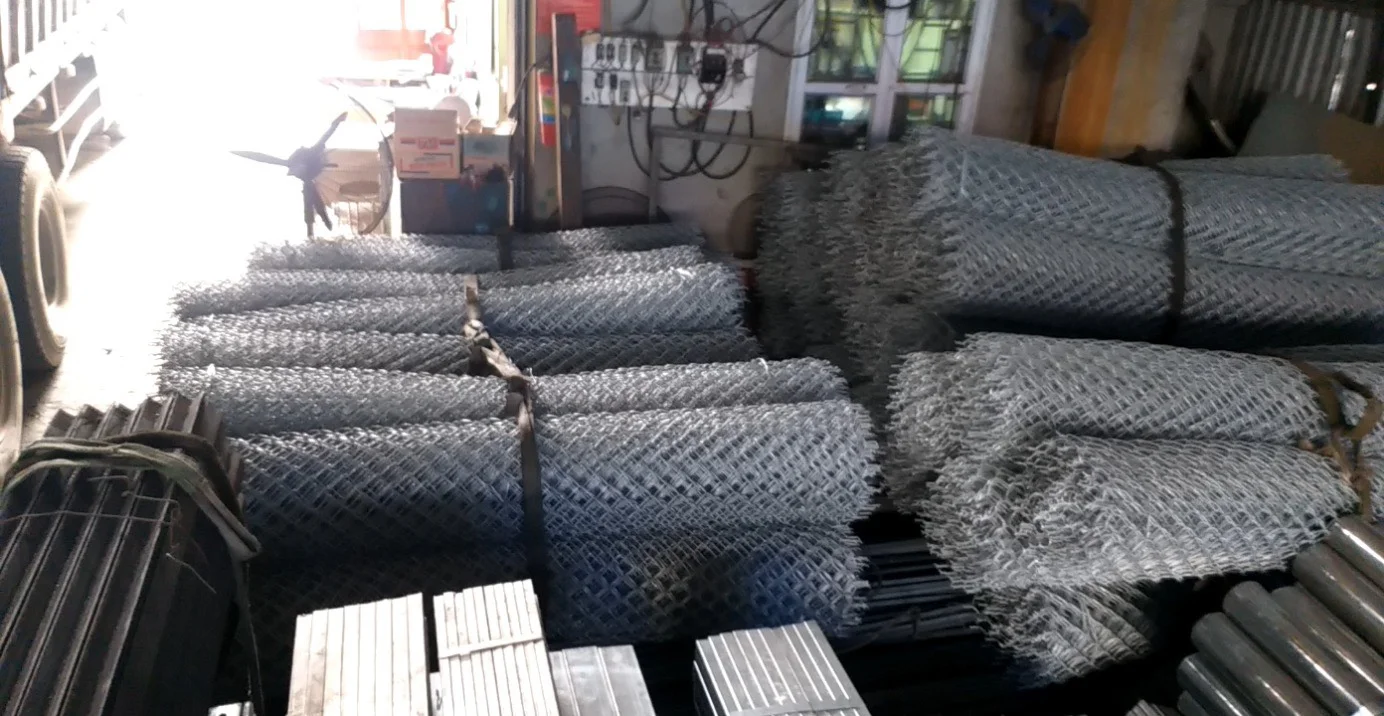 Lưới Hàn Thép Đen, Lưới Thép Mạ Kẽm, Lưới INOX Và Lưới B40 – Sản Phẩm Chất Lượng Cao Từ Tuấn Khang