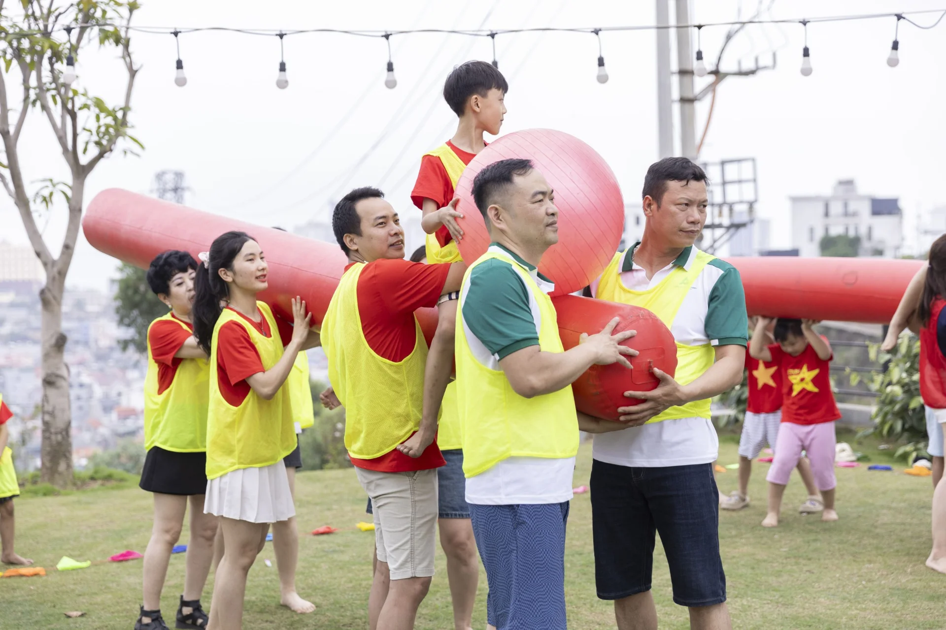 🌟 TEAM BUILDING 2025 & KỶ NIỆM 5 NĂM THÀNH LẬP – TUẤN KHANG VỮNG BƯỚC VƯƠN XA 🌿
