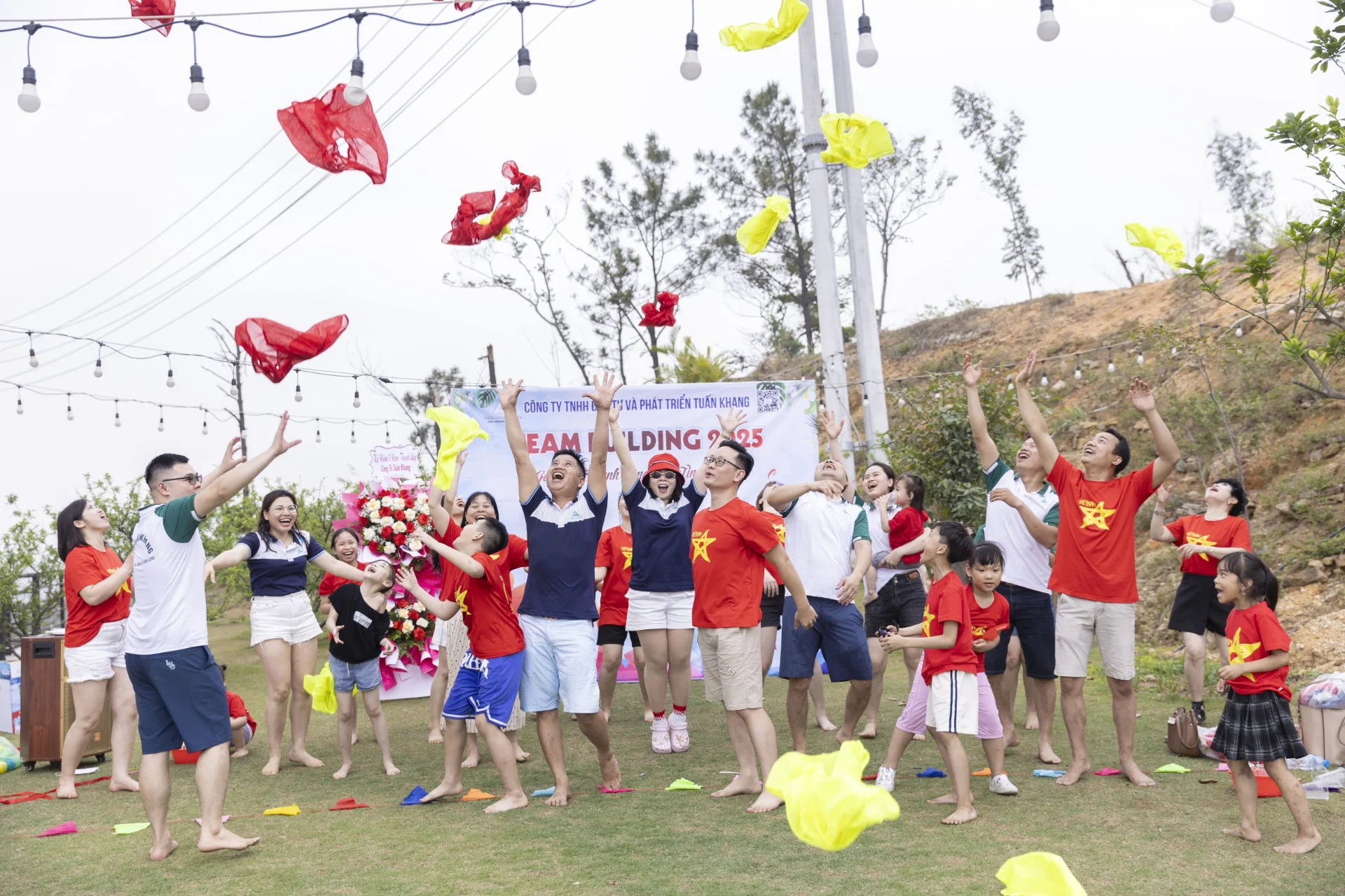 🌟 TEAM BUILDING 2025 & KỶ NIỆM 5 NĂM THÀNH LẬP – TUẤN KHANG VỮNG BƯỚC VƯƠN XA 🌿