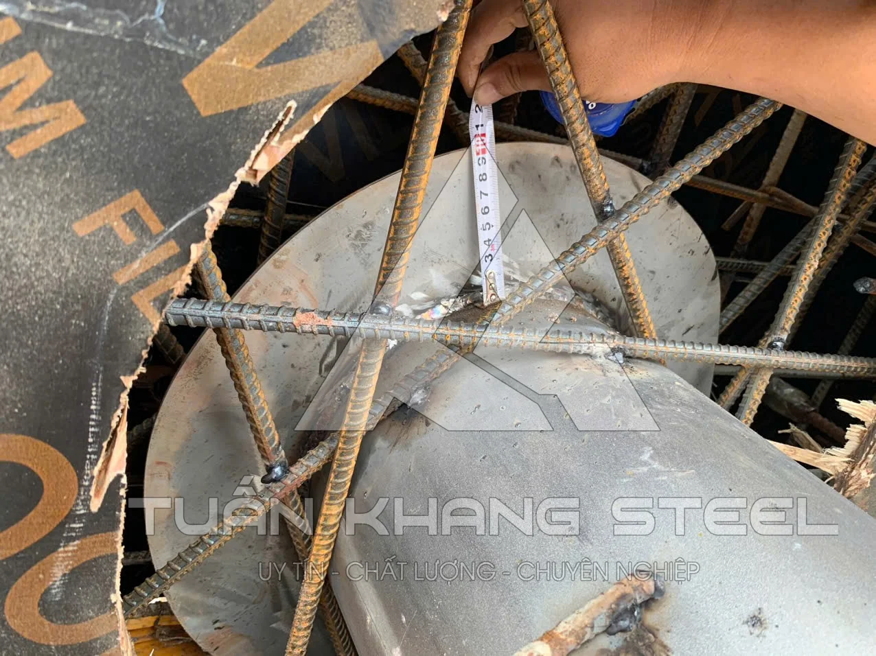 Vành Chắn Thép (Lá chắn thép) Là Gì? Có Những Loại Nào? Ứng Dụng Và Báo Giá Mới Nhất 2025