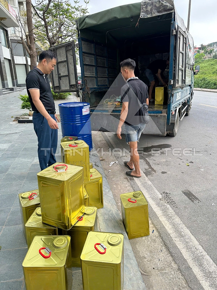Cung Cấp Dung Môi Pha Sơn Giá Rẻ Tại Hà Nội | Đầy Đủ Chủng Loại, Giao Hàng Toàn Quốc