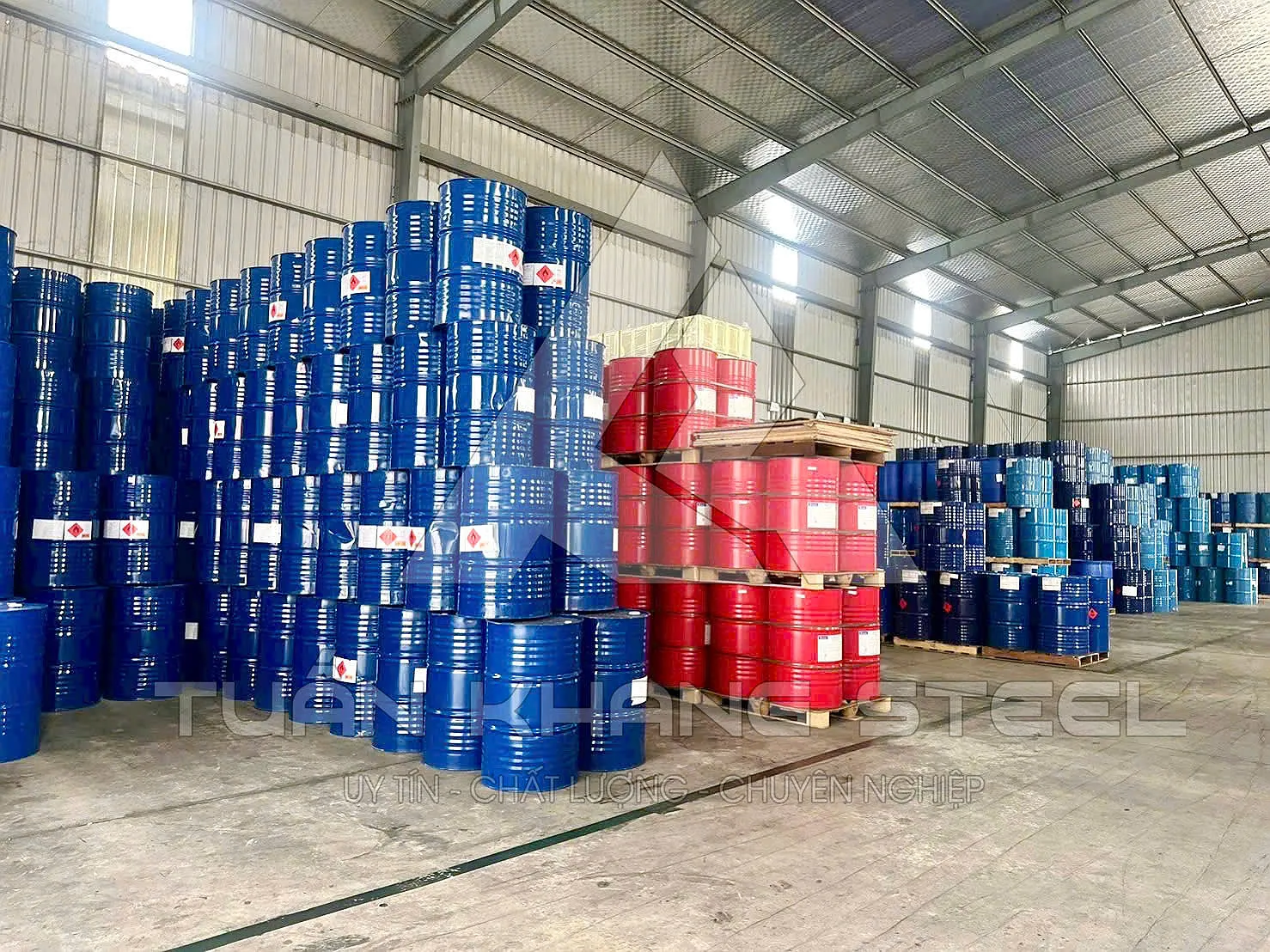 Cung Cấp Dung Môi Pha Sơn Giá Rẻ Tại Hà Nội | Đầy Đủ Chủng Loại, Giao Hàng Toàn Quốc